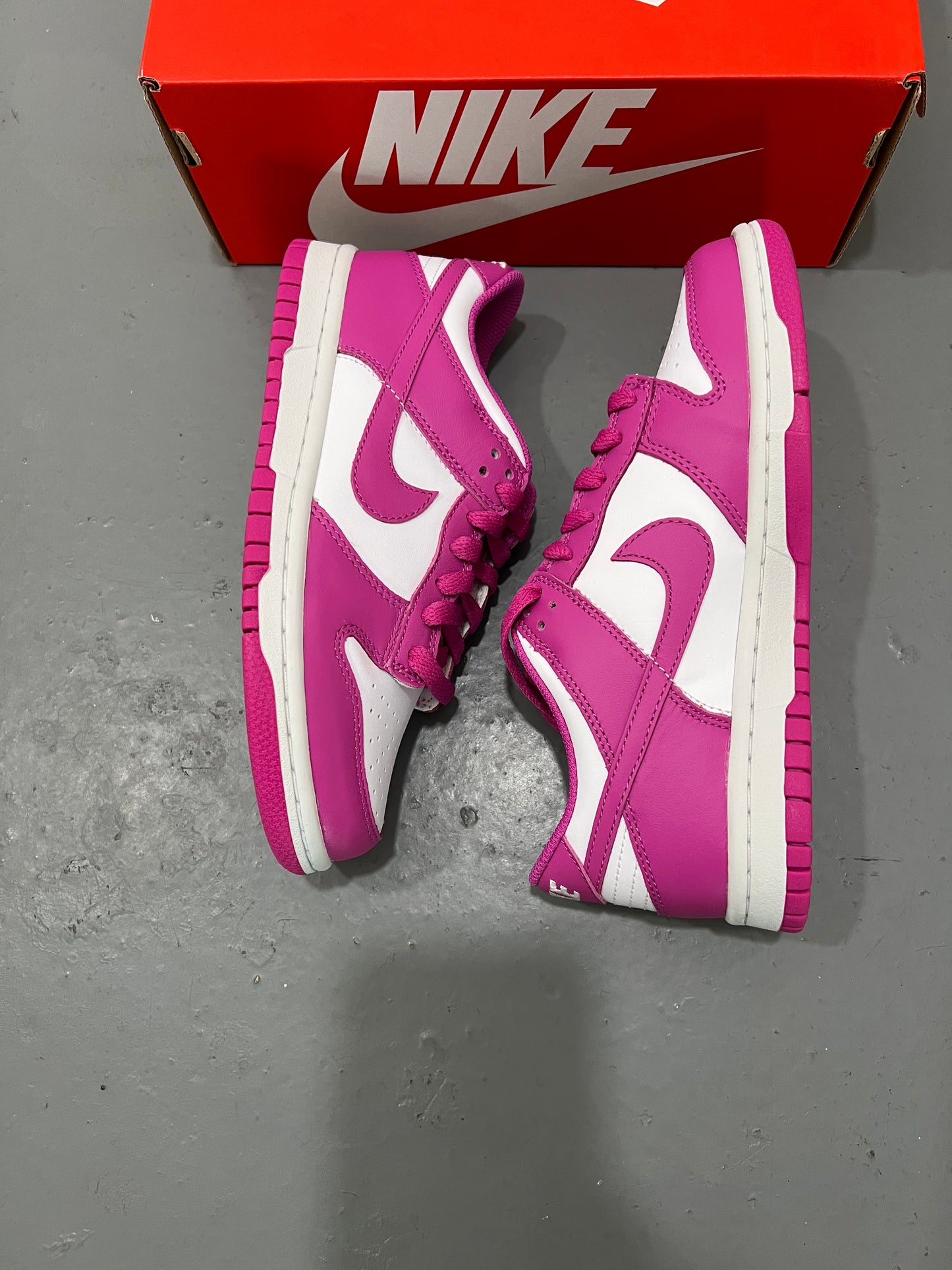 Nike Dunk Low “Active Fuchsia” (GS)