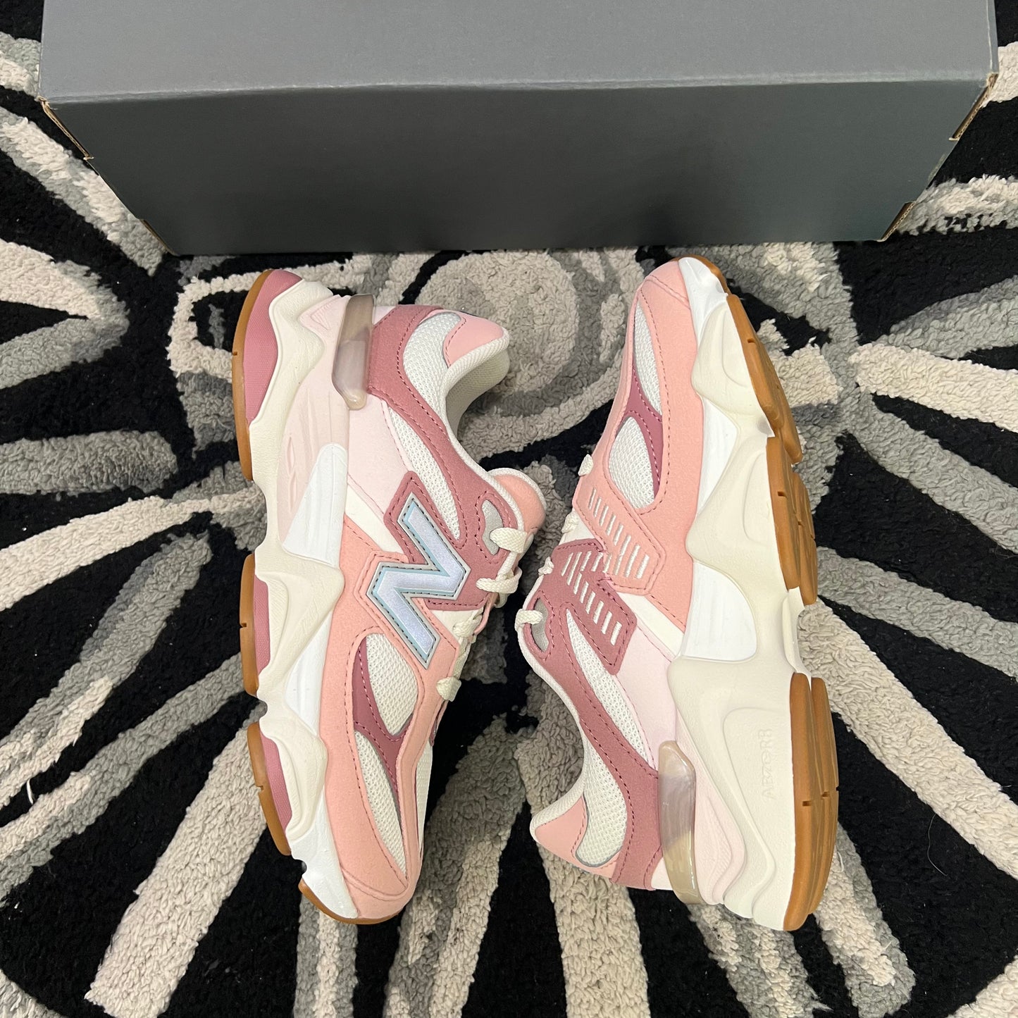 New Balance 9060 “Rose Pink” (PS)