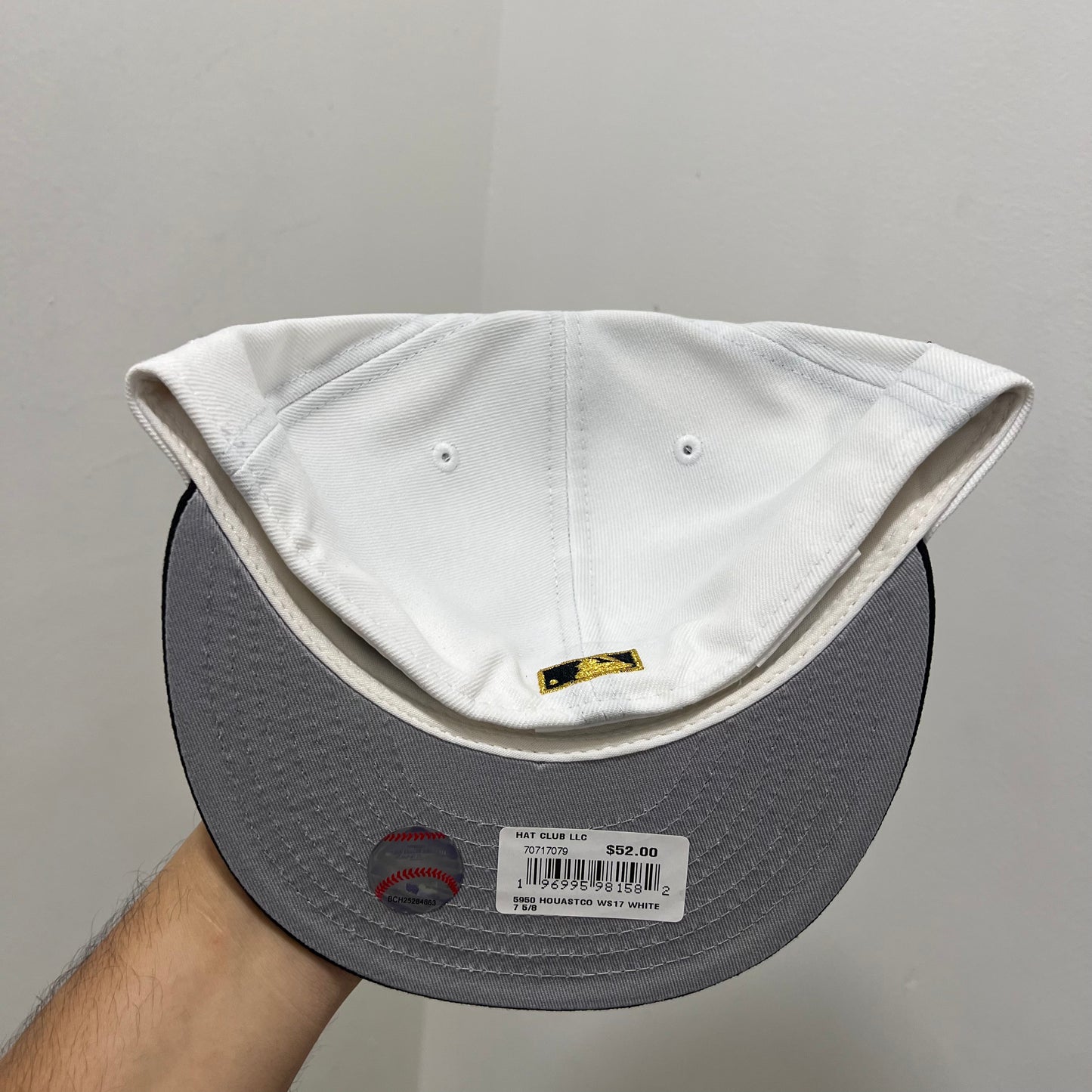 Astros “White / Black” Hat