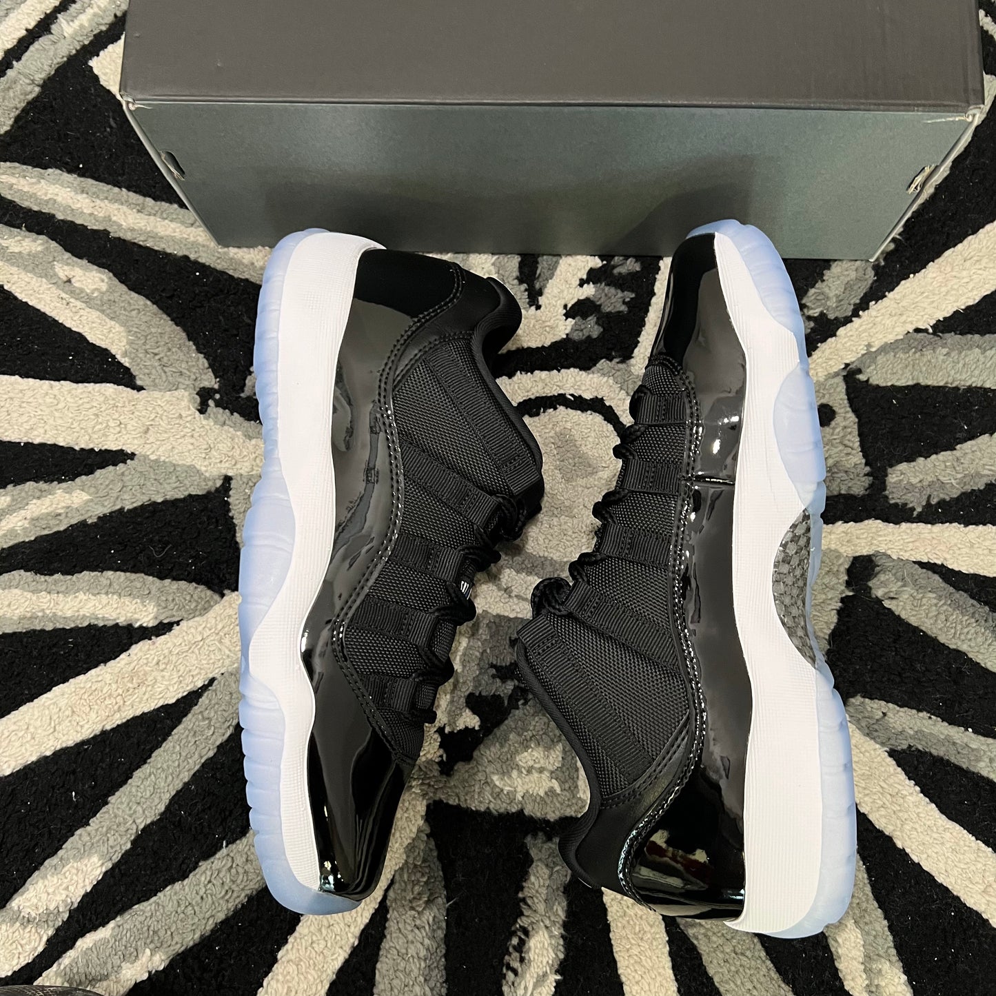 Jordan 11 Retro Low “Space Jam” (GS)